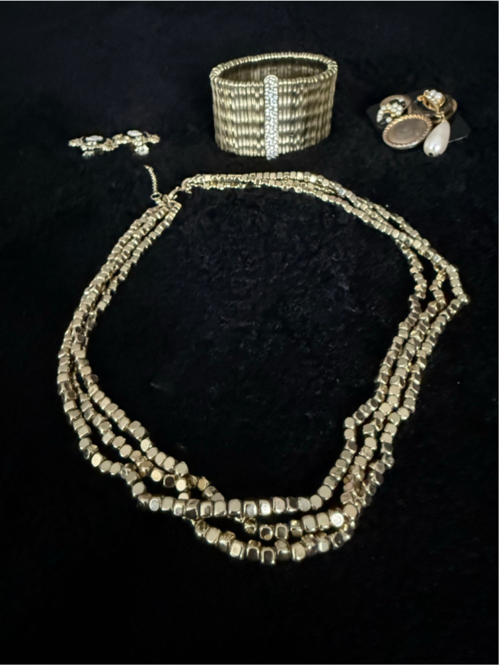 Vintage Gold Cameo Pearl Jewelry Bundle Necklace Earrings Bracelet Brooch